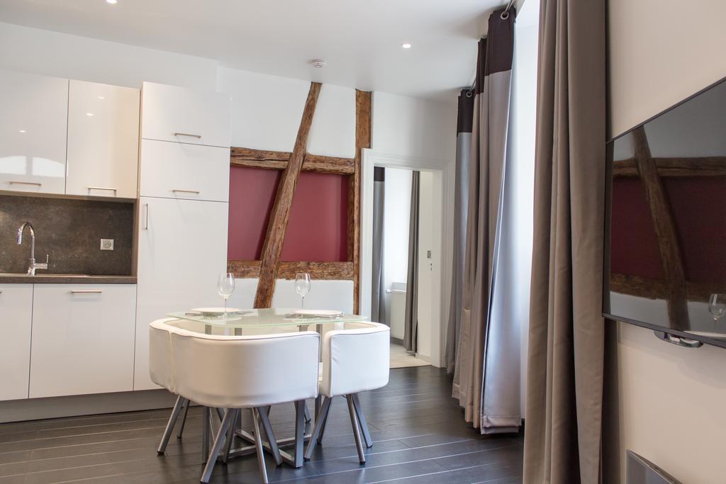 My Sweet Homes - Appartements Avec Spa Colmar Oda fotoğraf