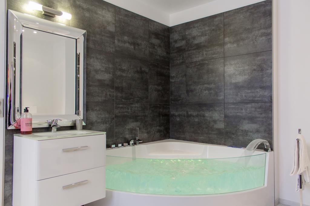 My Sweet Homes - Appartements Avec Spa Colmar Oda fotoğraf