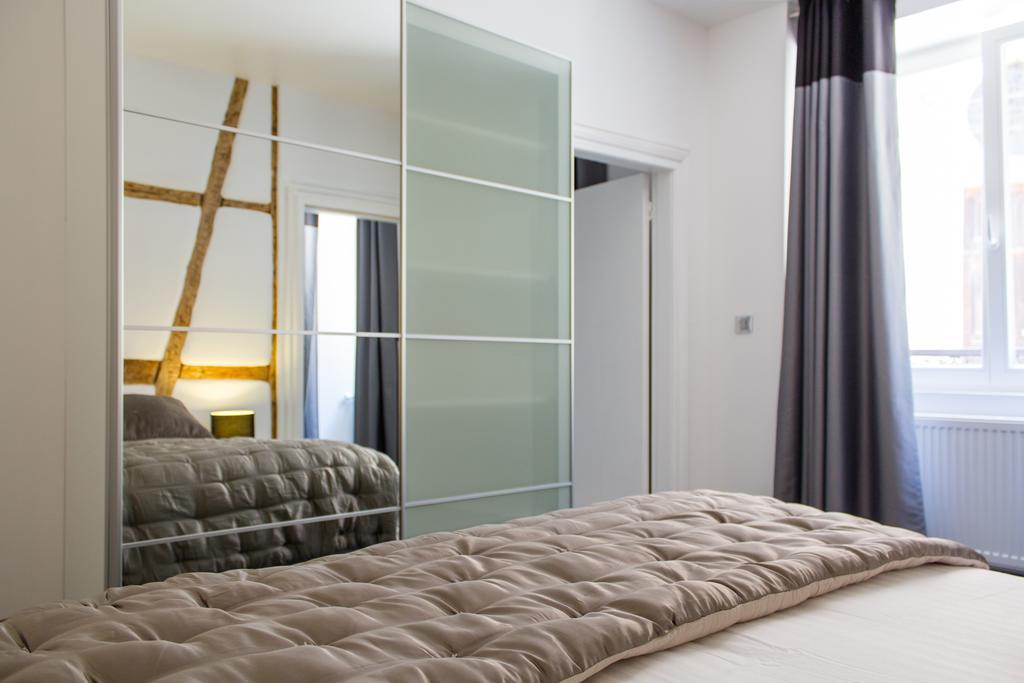 My Sweet Homes - Appartements Avec Spa Colmar Oda fotoğraf
